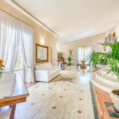 Beautiful Home In Fiumicino With Wifi エクステリア 写真