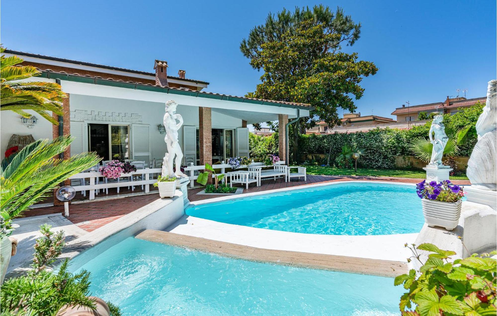 Beautiful Home In Fiumicino With Wifi エクステリア 写真